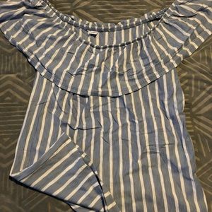 Women’s Old Navy off shoulder shirt